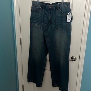 Wide leg jeans
